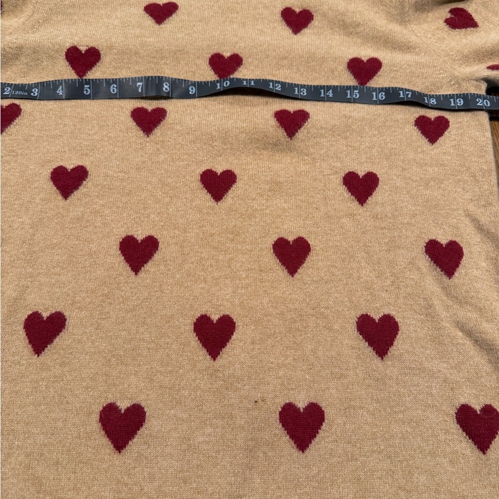 Heart Patterned Sweater - Picture 5 of 7